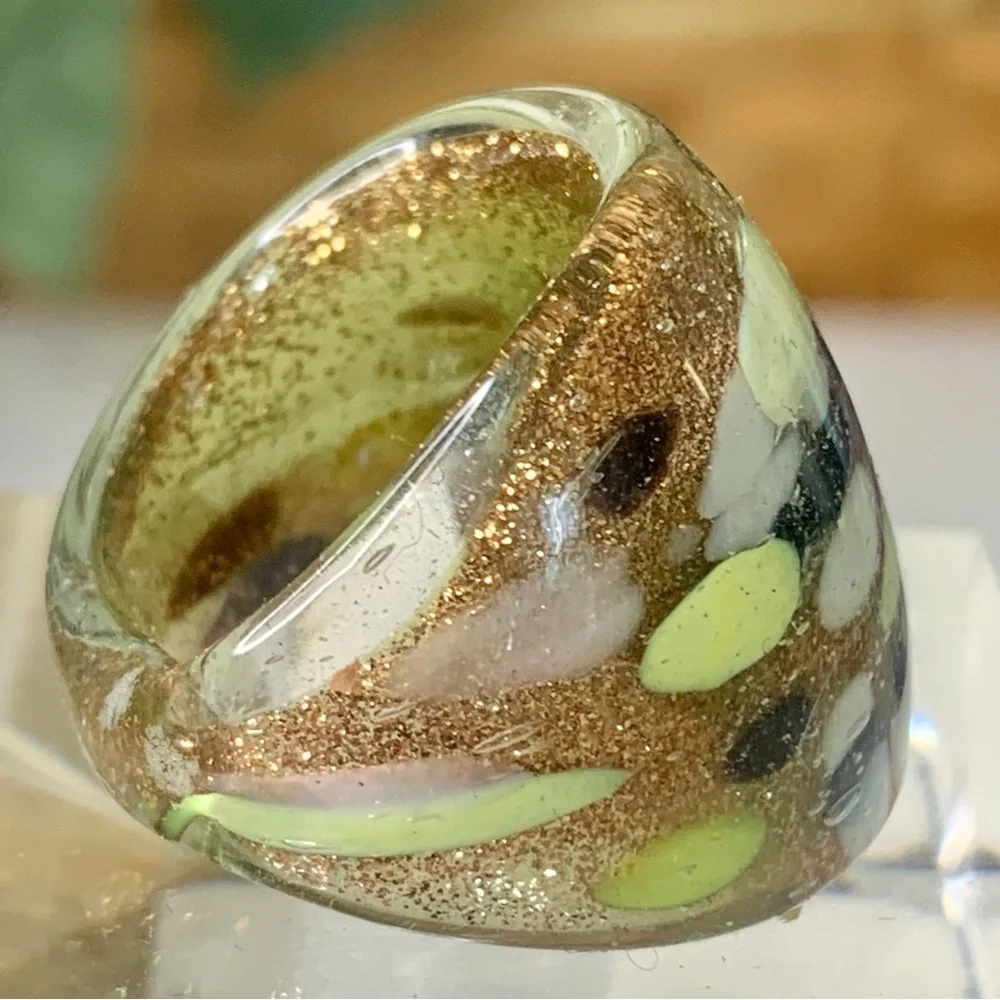 VTG Murano Style Art Glass Hand Blown Gold Foil Lampwork Confetti Dome Ring SZ 7